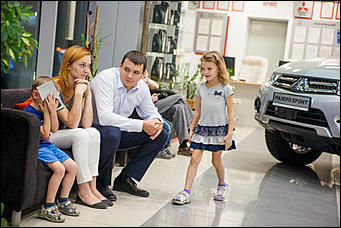 11 сентябрь 2015 г., Барнаул   Автоцентр АНТ провел презентацию нового поколения Mitsubishi L200