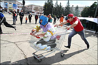 11 сентября 2011, г.Рубцовск   Официальный дилер CITROЁN в Алтайском крае – Автоцентр АНТ
поздравил жителей Рубцовска с днем рождения города 11 сентября 2011г.!