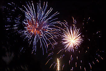 30 августа 2008 г., Барнаул   Праздничный фейерверк "С Днем рождения Барнаул"