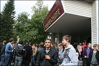 Барнаул   Yеделя «Di-Ланча» от радио DFM