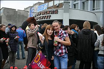 Барнаул   Yеделя «Di-Ланча» от радио DFM