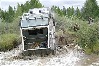 28 июля 2007 г., Курайская степь   2-ой Всероссийский внедорожный фестиваль «Алтай 2007»