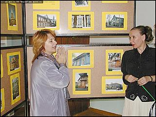    выставка картин и фоторабот "Барнаул - любовь моя"