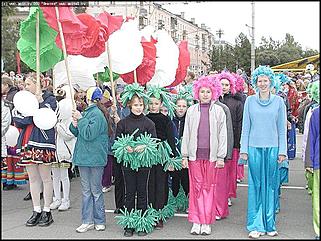    Карнавальное шествие