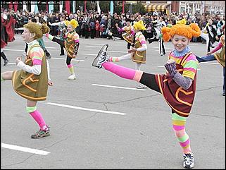    Карнавальное шествие