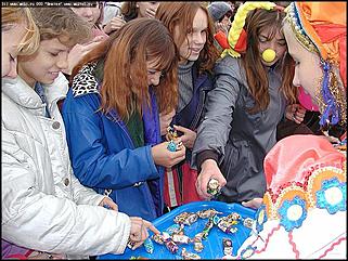    Карнавальное шествие