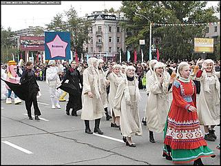    Карнавальное шествие