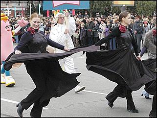    Карнавальное шествие