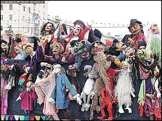    Карнавальное шествие