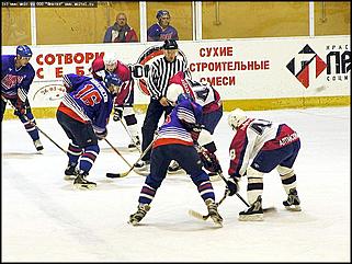    В повторном матче "Мотора" и "Южного Урала" победу одержали гости