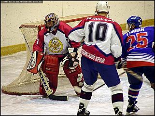    В повторном матче "Мотора" и "Южного Урала" победу одержали гости