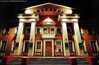    Октябрьскому району 65 лет