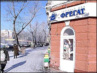    Октябрьскому району 65 лет