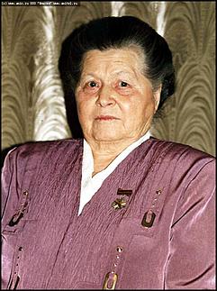    Октябрьскому району 65 лет