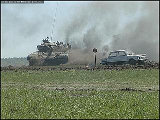    Показательные выступления бронетанковой техники и авиашоу