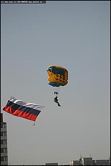    Показательные выступления бронетанковой техники и авиашоу