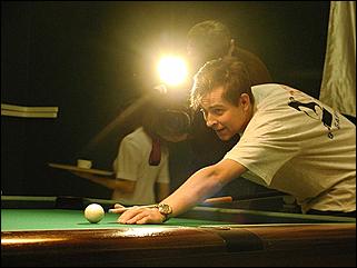    "Федерация бильярдного спорта края проводит командный турнир по американскому пулу между информационными спонсорами федерации."