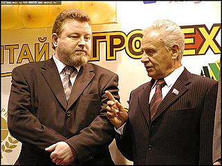    Открытие X выставки-ярмарки "Алтайская Нива. Алтайагротех-2004"