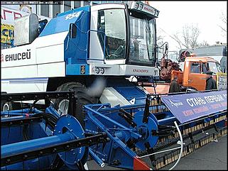    Открытие X выставки-ярмарки "Алтайская Нива. Алтайагротех-2004"