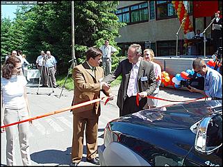    Презентация первых собранных в крае автомобилей "Адмирал"