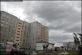    Лучший дом, общежитие, подъезд, двор, площадка и балкон Барнаула