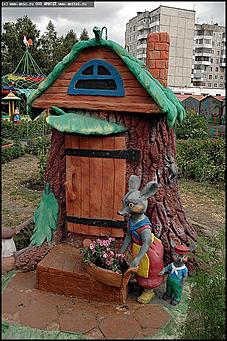    Лучший дом, общежитие, подъезд, двор, площадка и балкон Барнаула