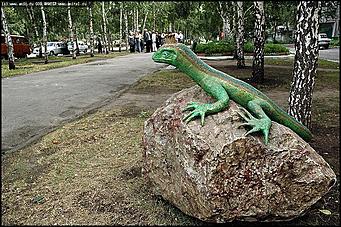    Лучший дом, общежитие, подъезд, двор, площадка и балкон Барнаула