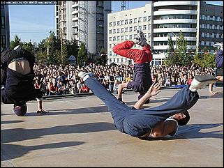    Фестиваль по брейк-дансу