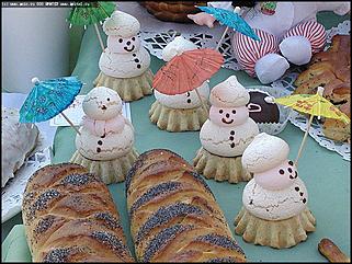    Выставки народного промысла