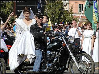    Карнавальное шествие