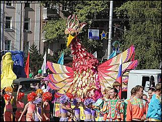    Карнавальное шествие