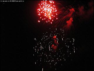    Праздничный салют