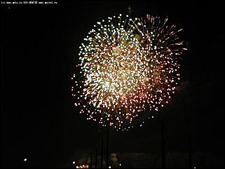    Праздничный салют