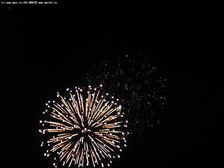    Праздничный салют