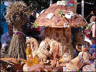    "Хлеб и зрелища"