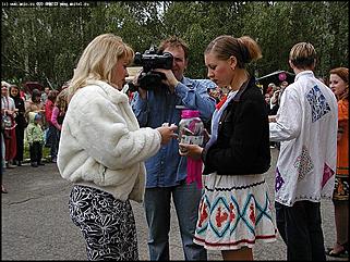    Праздник получился, и дождь ему не слишком мешает