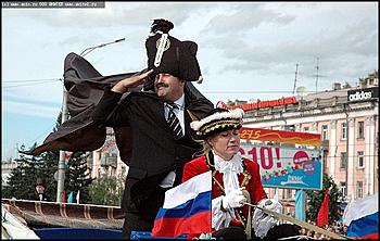    Карнавальное шествие "Радужная симфония"