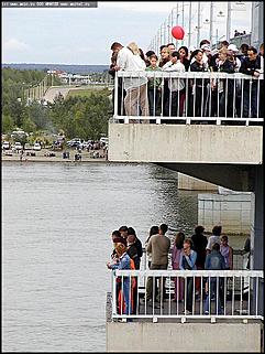    Барнаул празднующий