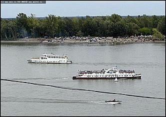    Барнаул празднующий