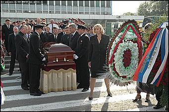    Последние минуты прощания с Михаилом Евдокимовым в Барнауле