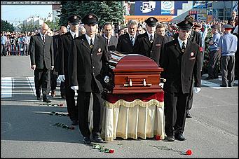    Последние минуты прощания с Михаилом Евдокимовым в Барнауле