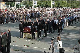    Последние минуты прощания с Михаилом Евдокимовым в Барнауле