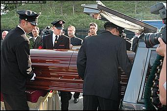    Последние минуты прощания с Михаилом Евдокимовым в Барнауле