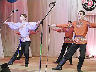    Студенческий фестиваль "Феста 2002"