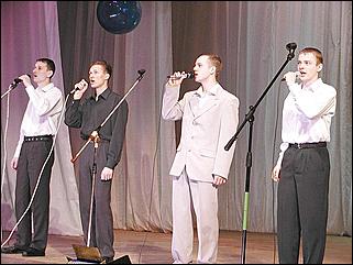    Студенческий фестиваль "Феста 2002"