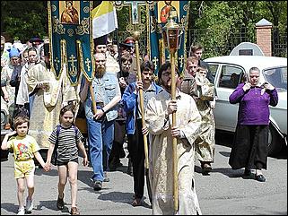    "Крестный ход в честь Николая Чудотворца"