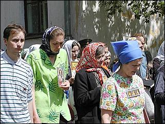    "Крестный ход в честь Николая Чудотворца"