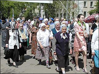    "Крестный ход в честь Николая Чудотворца"