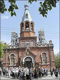    "Крестный ход в честь Николая Чудотворца"