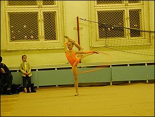    "Соревнования по художественной гимнастике ДЮСШ Барнаула /24-25.12.2001/"